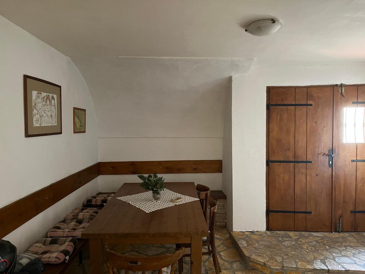 וודיצה Apartments Goga מראה חיצוני תמונה