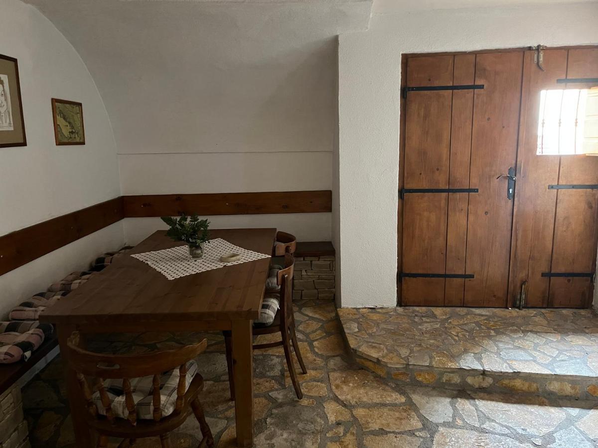 וודיצה Apartments Goga מראה חיצוני תמונה